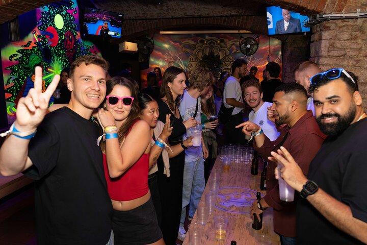 2hrs Unlimited Beer Pong Experience in Prague Sports Bar