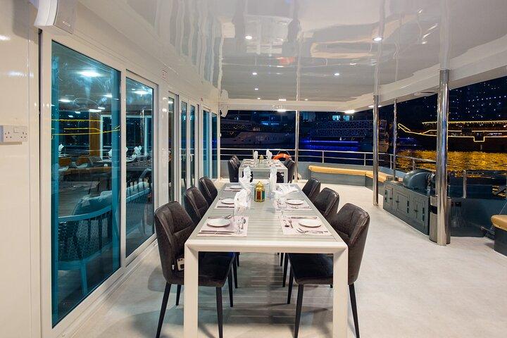 Alexandra Sea Lounge - Daily Dinner Cruise