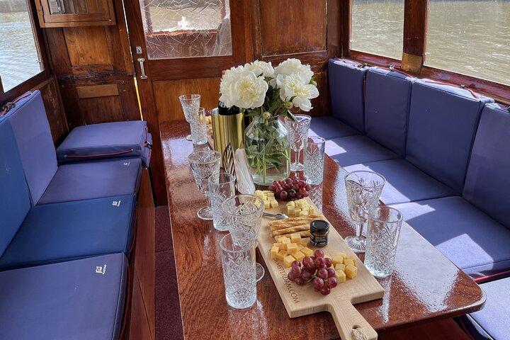 Amsterdam Cheese and Wine Canal Cruise