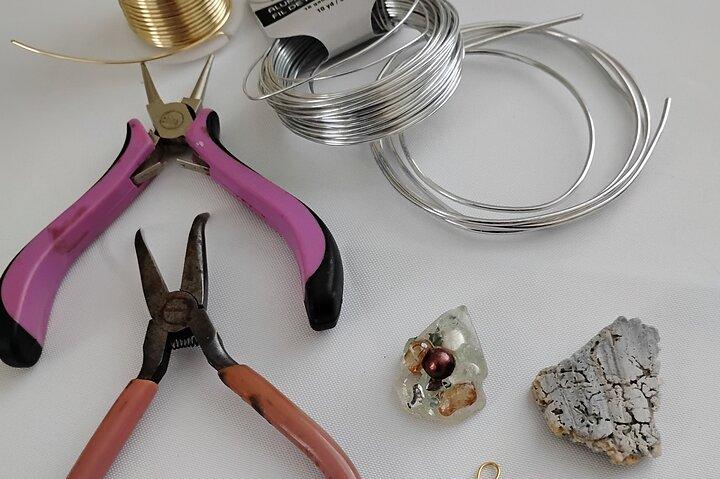 Beach Treasure Hunt & Jewelry Workshop! St. Simons Island