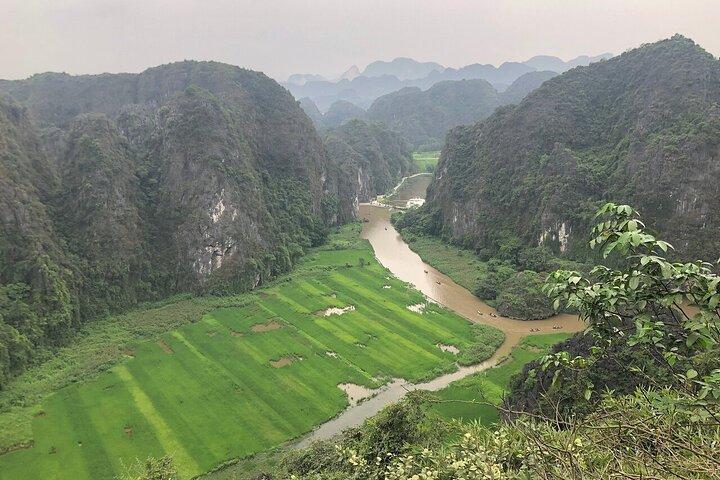 Ninh Binh Day Tour Hanoi Hoa Lu Tam Coc and Mua Cave