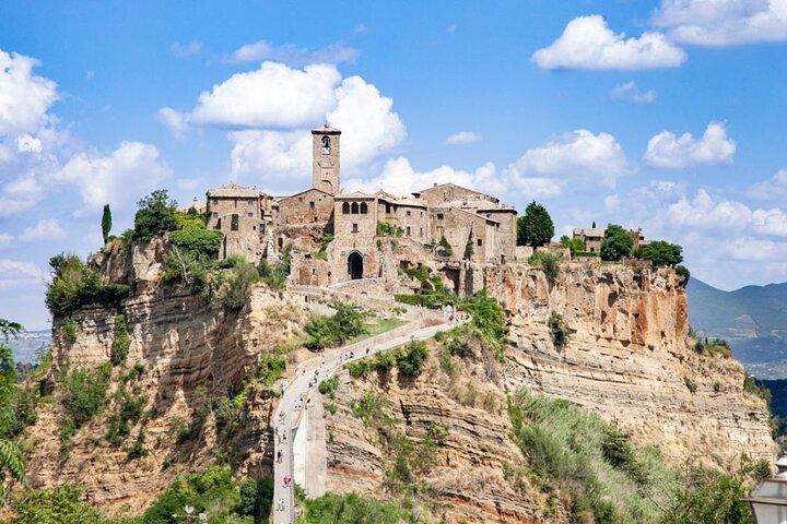 Epic Tour from Rome: Medieval Villages and Breathtaking Landscapes