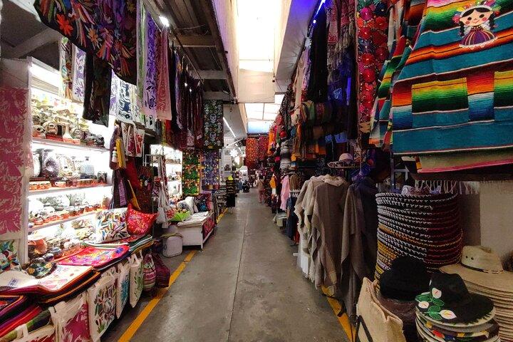 Markets private tour: La Ciudadela, Sonora, San Juan & Lagunilla