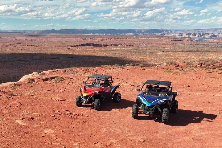 2 Hour Ride-With-A-Guide UTV Tour with Views of Lake Powell Area
