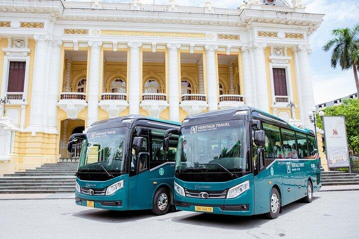 Luxury Day Cruise with Buffet & Limousine Transfer in Halong Bay
