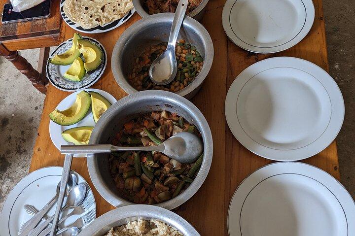 Arusha: Traditional Tanzania Cooking Class & Food Market Tour