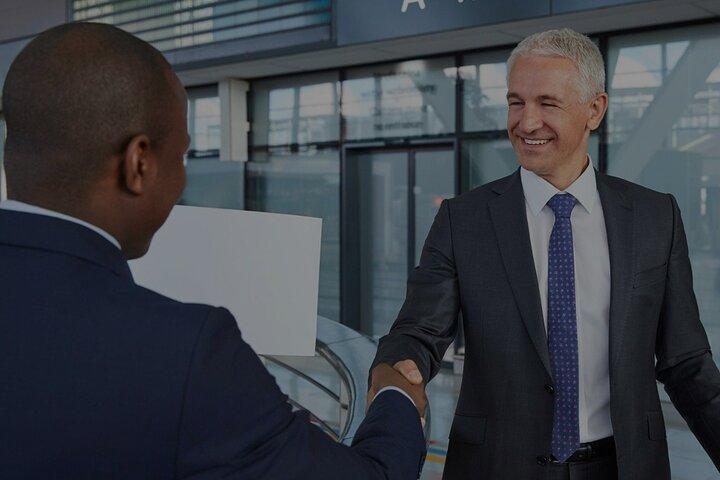 Private Pickup Transfer from Your Hotel to Cairo Airport