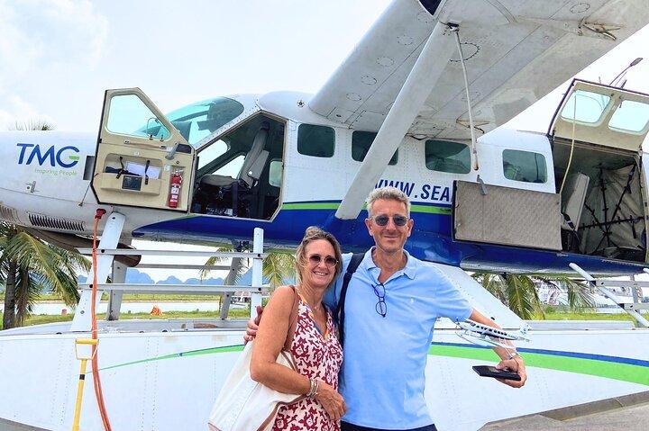 25-Minutes Halong Bay Sightseeing Seaplane from the Sky