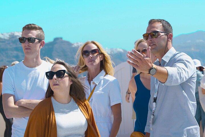 Discover Santorini: 4, 5 or 8Hour Private Custom Tour with Pickup