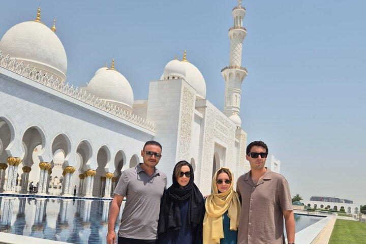 Private Abu Dhabi City Tour with TeamLab Phenomena Abu Dhabi