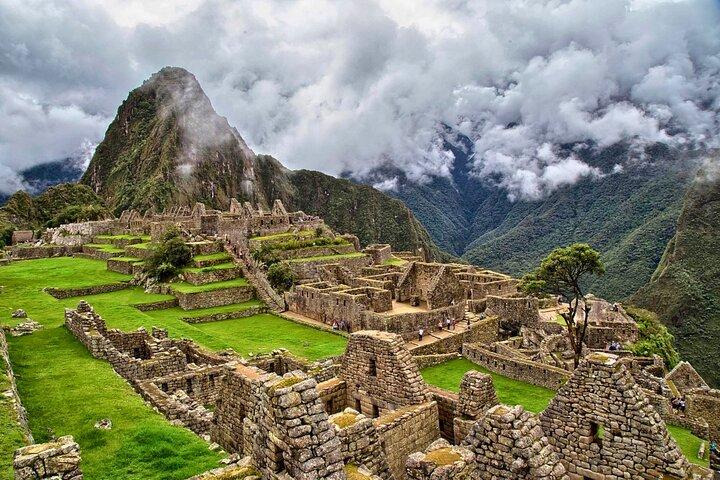2 Day Sacred Valley and Machu Picchu Tour from Cusco
