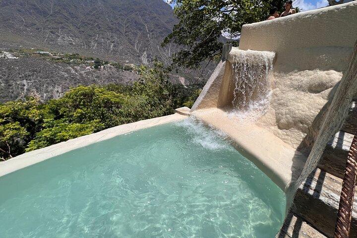 2 Days in Hot Springs Tolantongo Hotel and Private Transportation