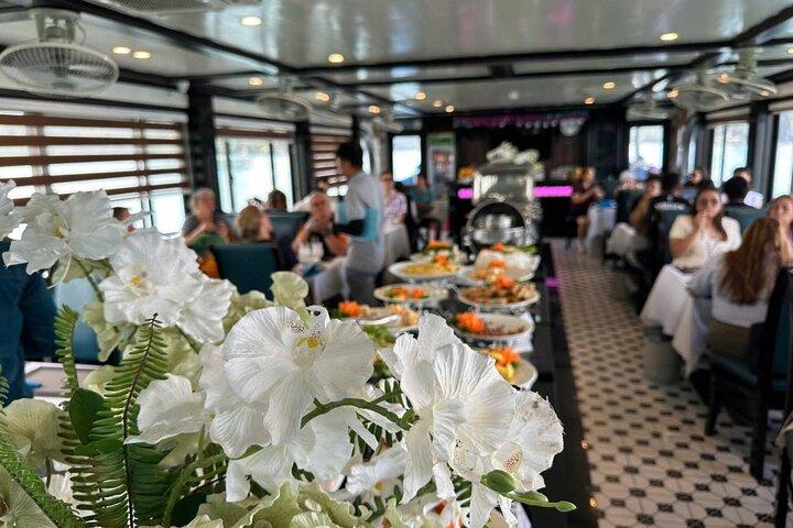 Halong Premium Day Cruise, Buffet, Cave, Kayak & Transfer