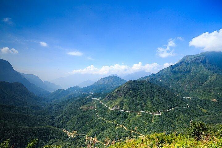 Sapa 2-Day 1-Night Motorbike Adventure with Homestay
