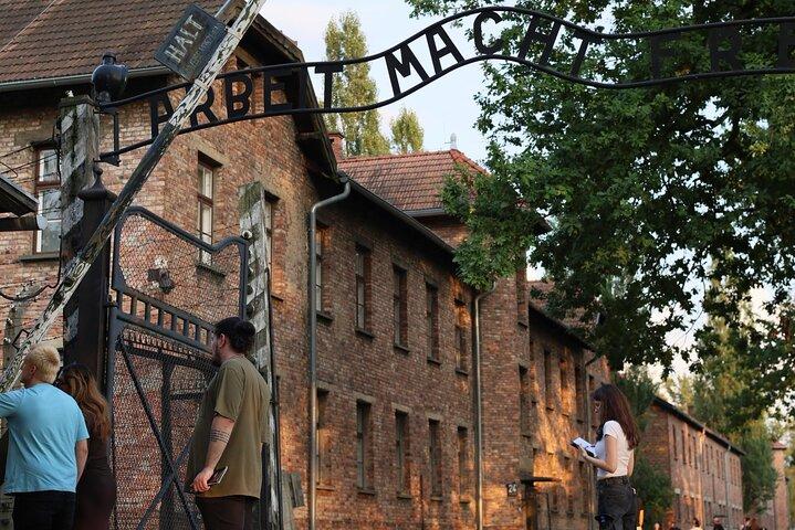 Auschwitz and Birkenau with Minivan Hotel Pickup from Krakow