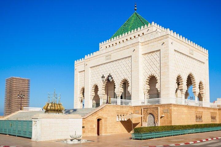 private exclusive tour in Rabat city with VIP tour premium vehicle
