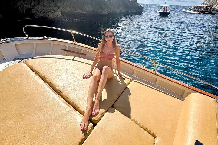 Capri Private Boat Tour with Capri Skipper
