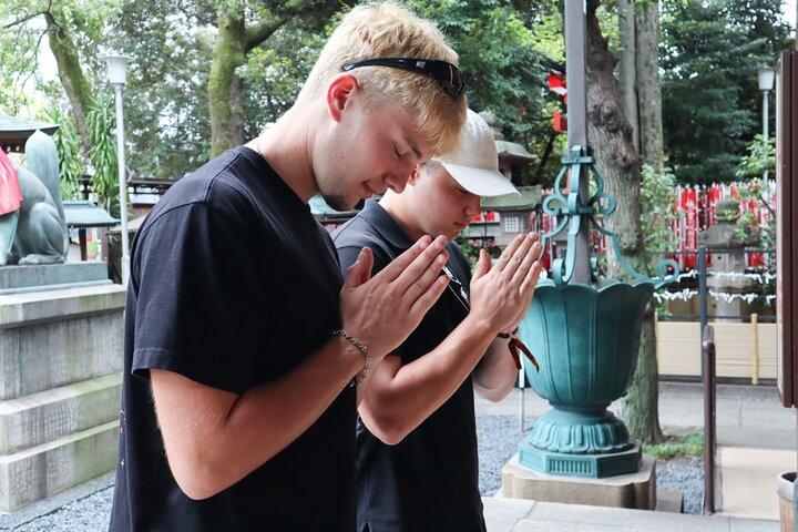 Tokyo Temples & Shrines Tour: Meiji Shrine, Asakusa & Zojoji