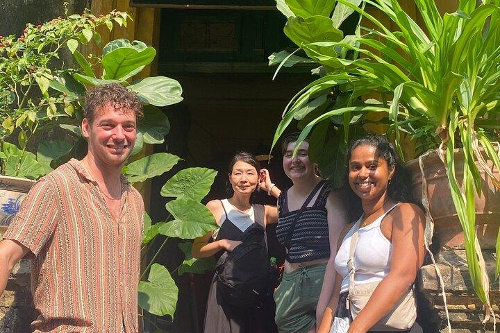 Hoa Lo Prison and Little Paris Tour in Hanoi (French Quarter)