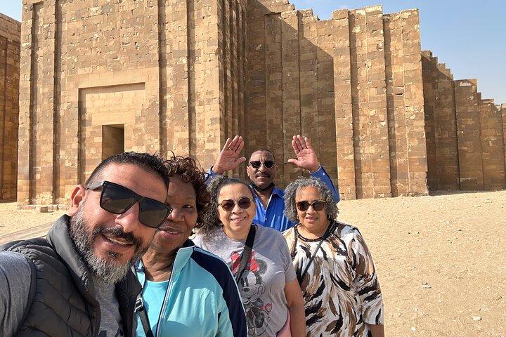 Private Day Tour to Giza Pyramids, Sphinx, Saqqara and Memphis