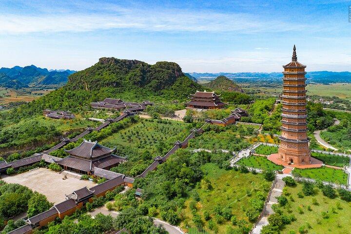 Hanoi Private Tour from Bai Dinh Pagoda to Mua Cave