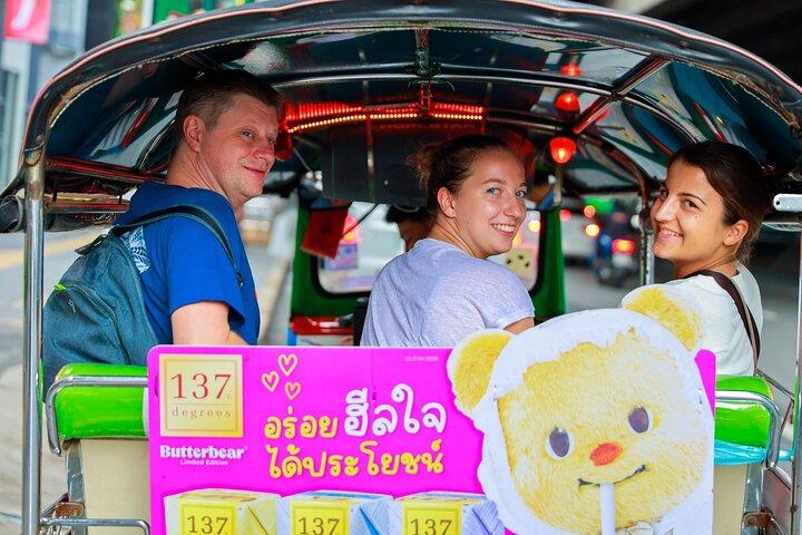 Hands on Thai Cooking Class and Market Tour