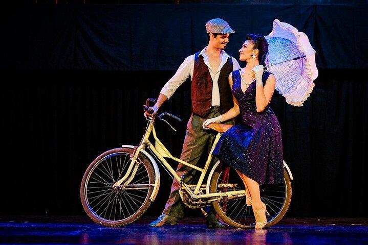 Dinner with Silver Sector Tango Show in Porteño Tango