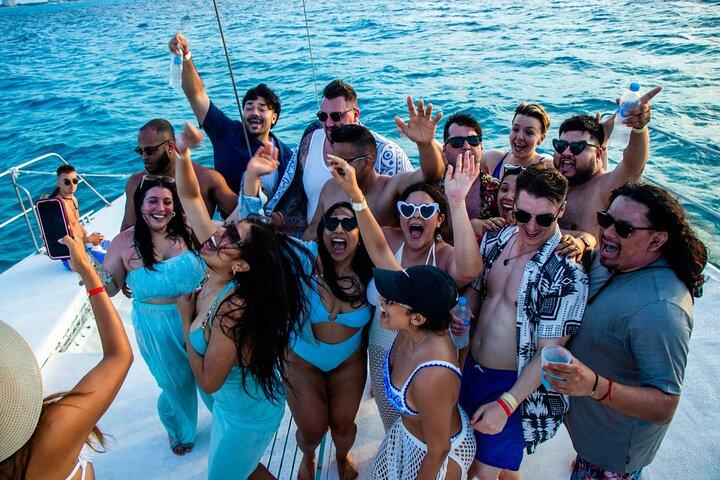 All Inclusive Isla Mujeres Catamaran Tour with Beach Club