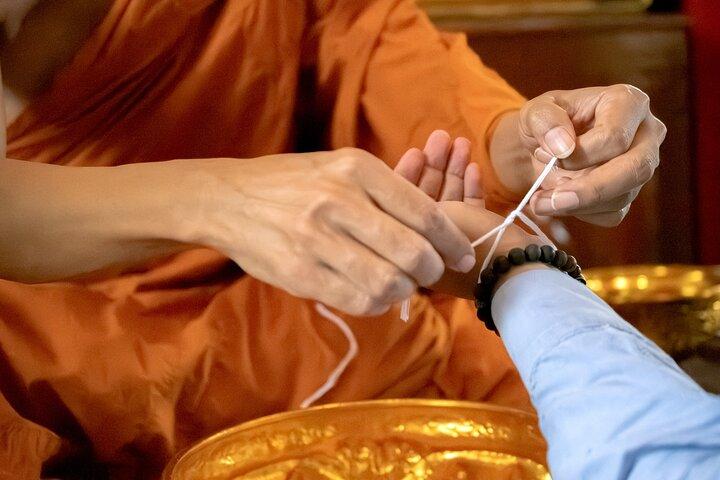 Cultural Treasures of Bangkok: Temples & Royal Palace Tour