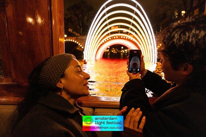 Amsterdam Light Festival: Heated Cruise with Hot Drinks & Bite