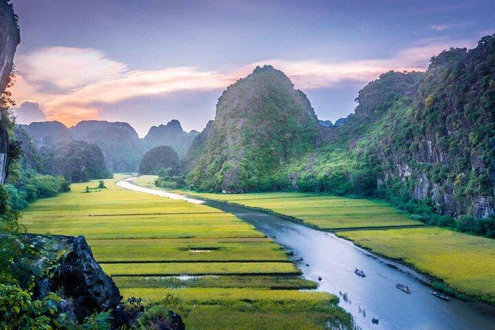 Private/Group Ninh Binh: Hoa Lu, Trang An, Mua Cave from Hanoi