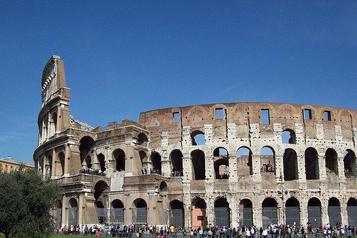 Colosseum, Roman Forum & Palatine Hill with Audio Guide App