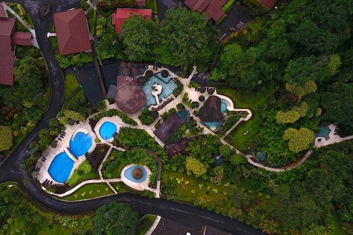 Arenal Volcano & Hot Springs Full-Day Tour from San José