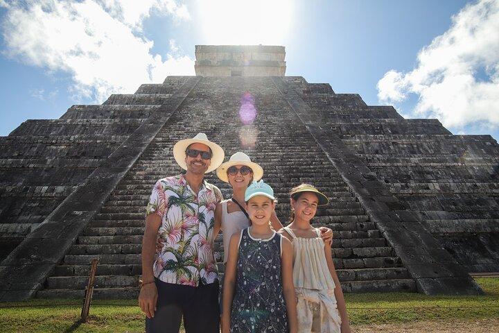 Private Tour to Chichen Itza and Cenote with Lunch