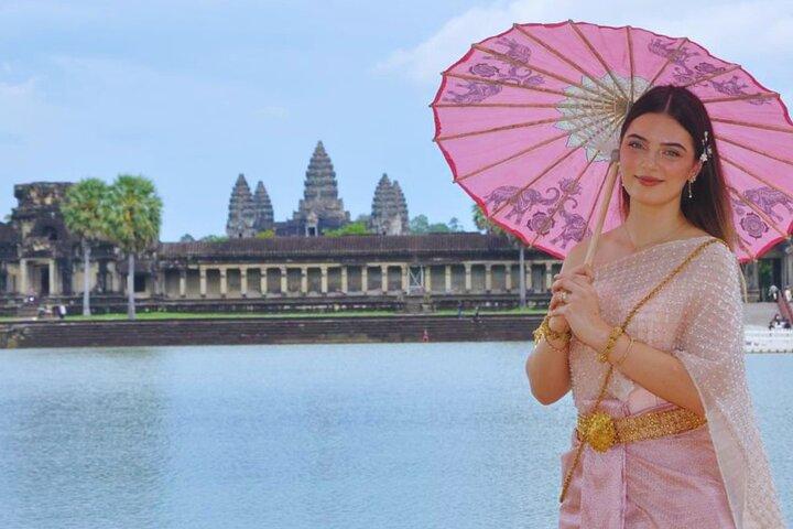 Angkor Wat Khmer Traditional Custom Dressing Experience