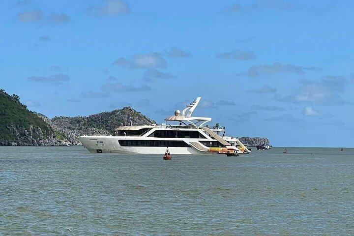 From Hanoi: Serenity Luxury Day Cruise through Lan Ha Bay