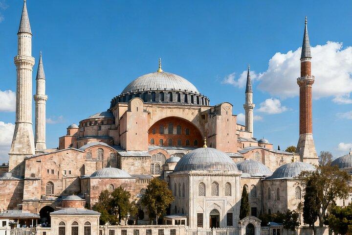 Istanbul by Private Car: Full-Day Custom Tour on Your Schedule