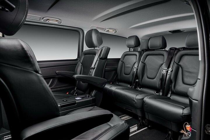 Private Departure Transfer from Paris to CDG, ORLY, BVA Airports
