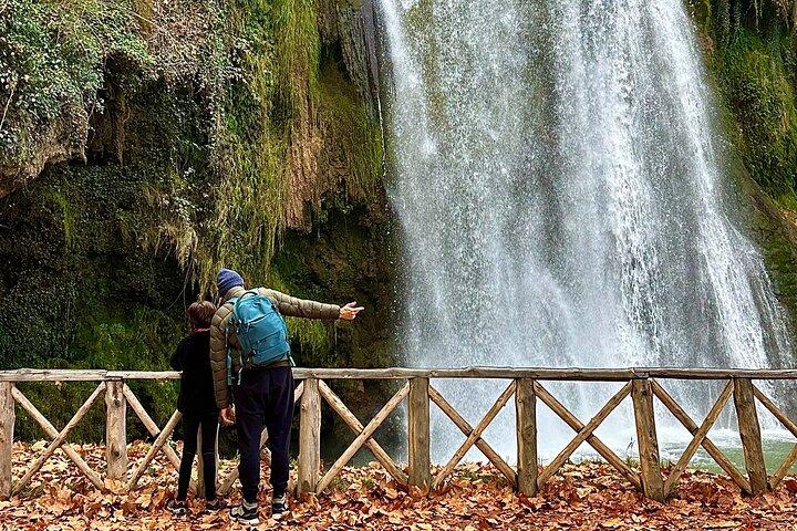 Explore the Stone Monastery and the Kingdom of Aragon from Madrid