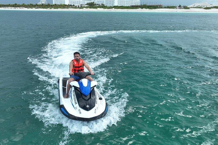 2 in 1 Parasailing and Jet Sky Tour in Cancun