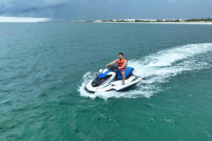 2 in 1 Parasailing and Jet Sky Tour in Cancun