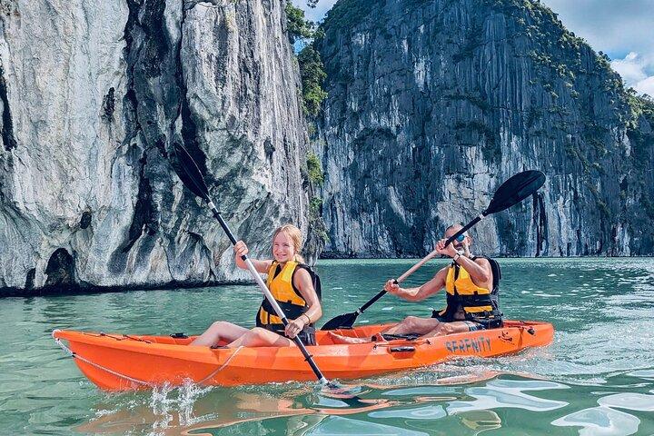 Hanoi: Ultimate Luxury Day Cruise to Lan Ha Bay with Tasty Lunch