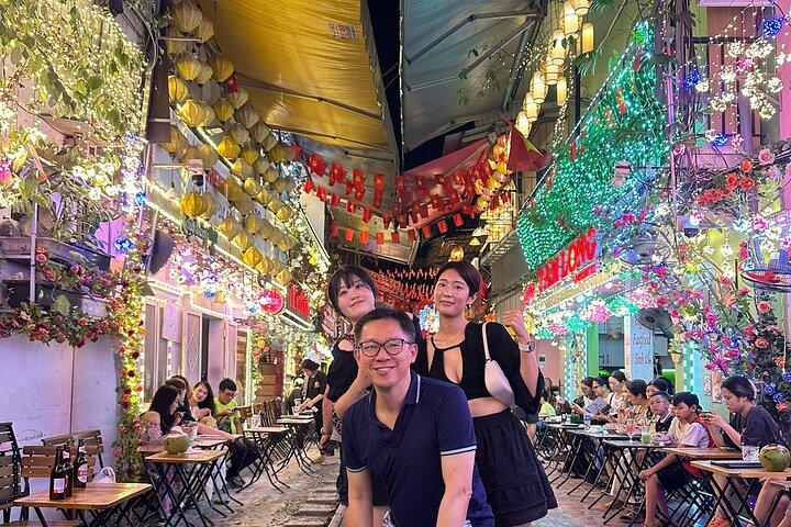 Scooter: Hanoi city tour, Train street, Local life, Culture & Fun
