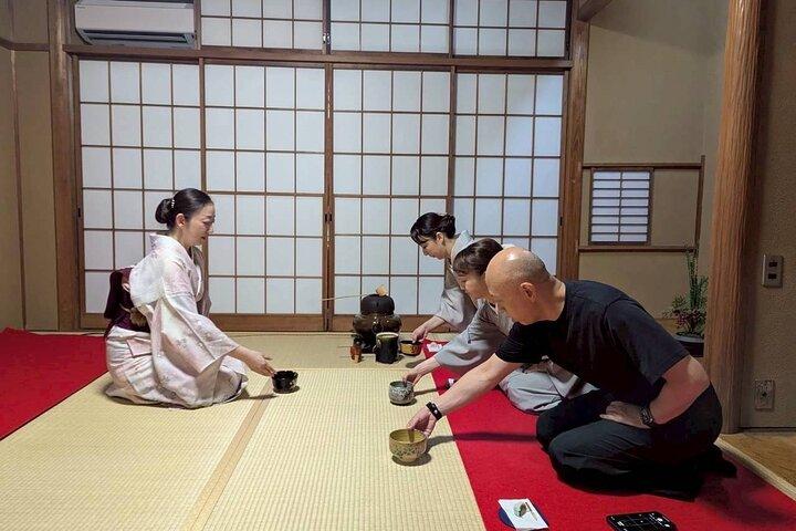 Shibuya Authentic Tea Ceremony with experienced instructor