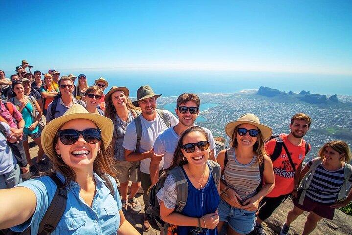 TheMajestic TableMountain Shared Tour,Penguin&Cape Point Full-Day