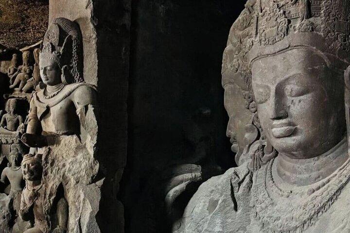 Mumbai Heritage Walk and Elephanta Caves Experience