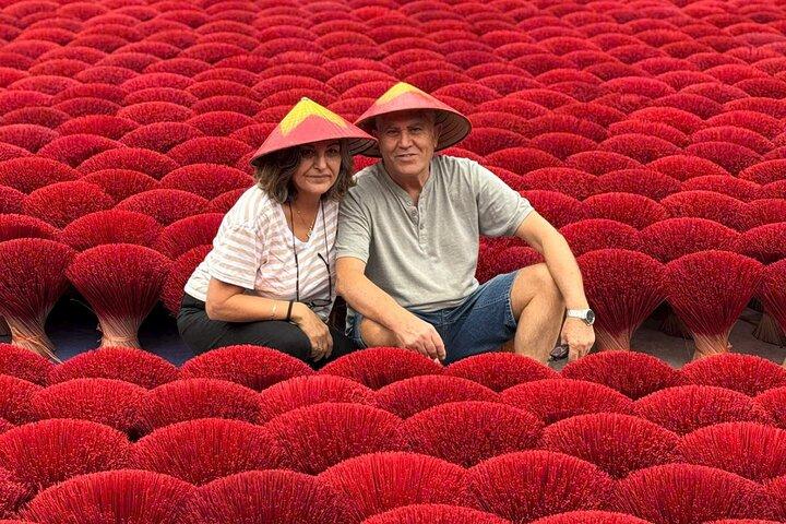 Hanoi: Half-Day Tour to Incense Villages & Conical Hat Making