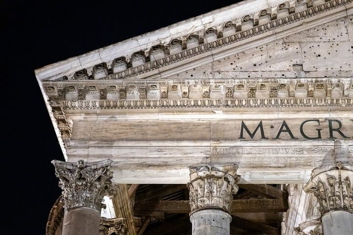 Moonlight Rome: Night Walking Tour of Roman Highlights