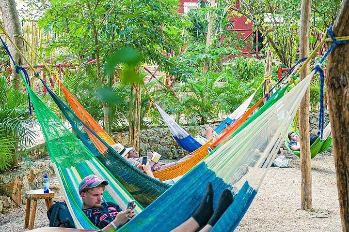 Chichen Itza Tour Plus with Cenote Swim and Round Transportation