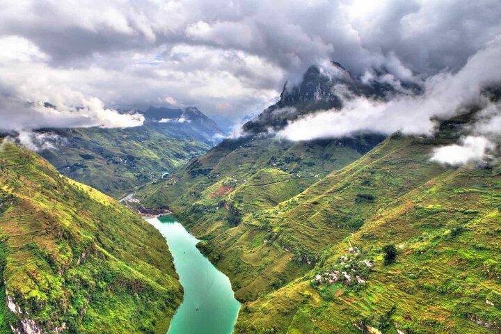 3 Day Hanoi to Ha Giang Shared City Tour with Bus